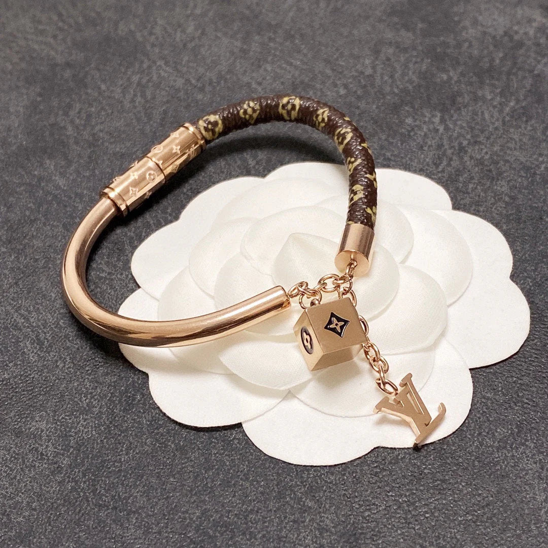 18K Louis Dice Bracelet